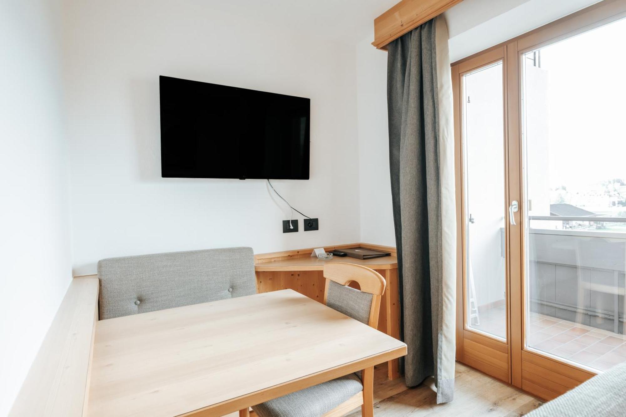 Hotel Tannenhof Brunico Eksteriør billede