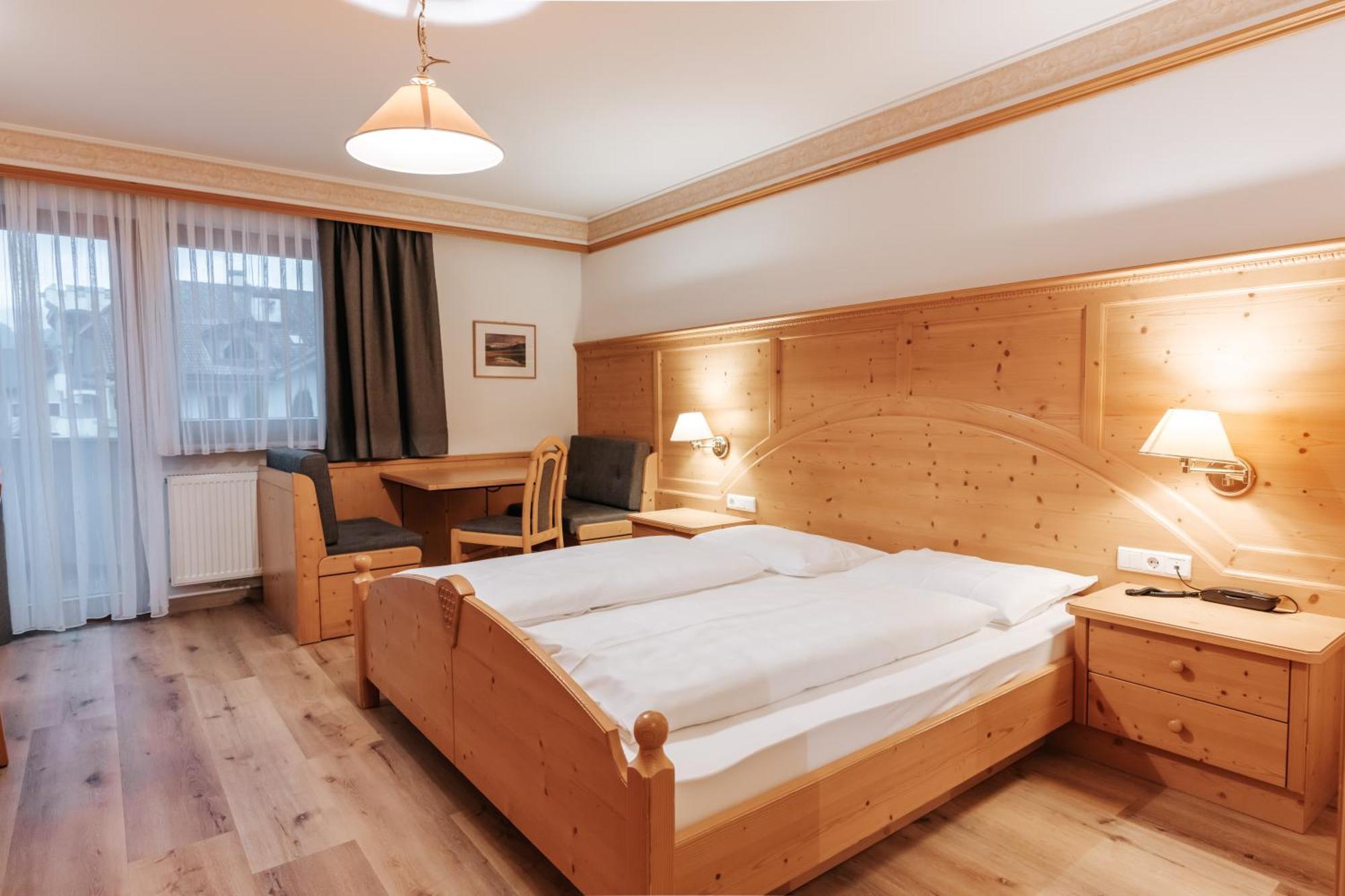 Hotel Tannenhof Brunico Eksteriør billede